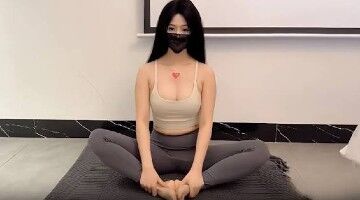 窈窕尤物】晚柠学姐_在网咖看A片自慰被发现_用淫荡的身体侍奉网管_小穴被公狗腰火力抽插_淫水直流阴蒂凸激_内射